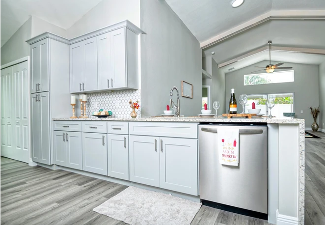 Cabinets Light Gray Shaker